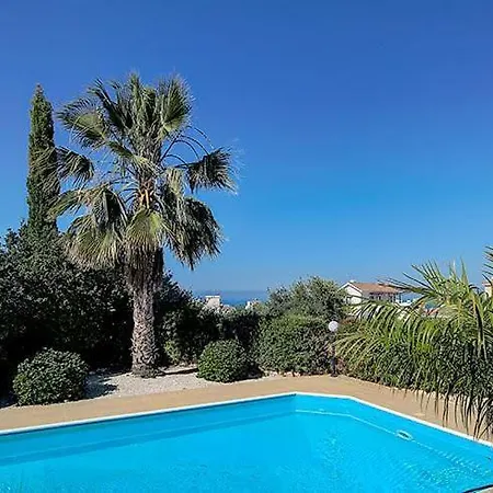 Panorama فيلة